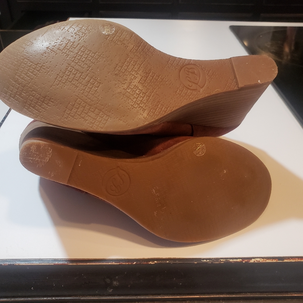 Lucky brand brown booties